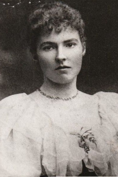 Gertrude Bell da giovane